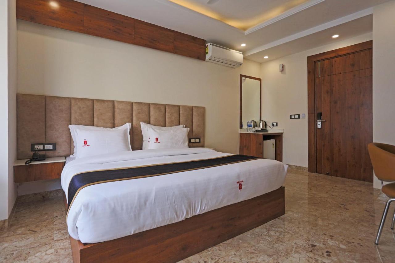 Hotel Deluxe Stay Inn - Near Delhi Airport Ню Делхи Екстериор снимка
