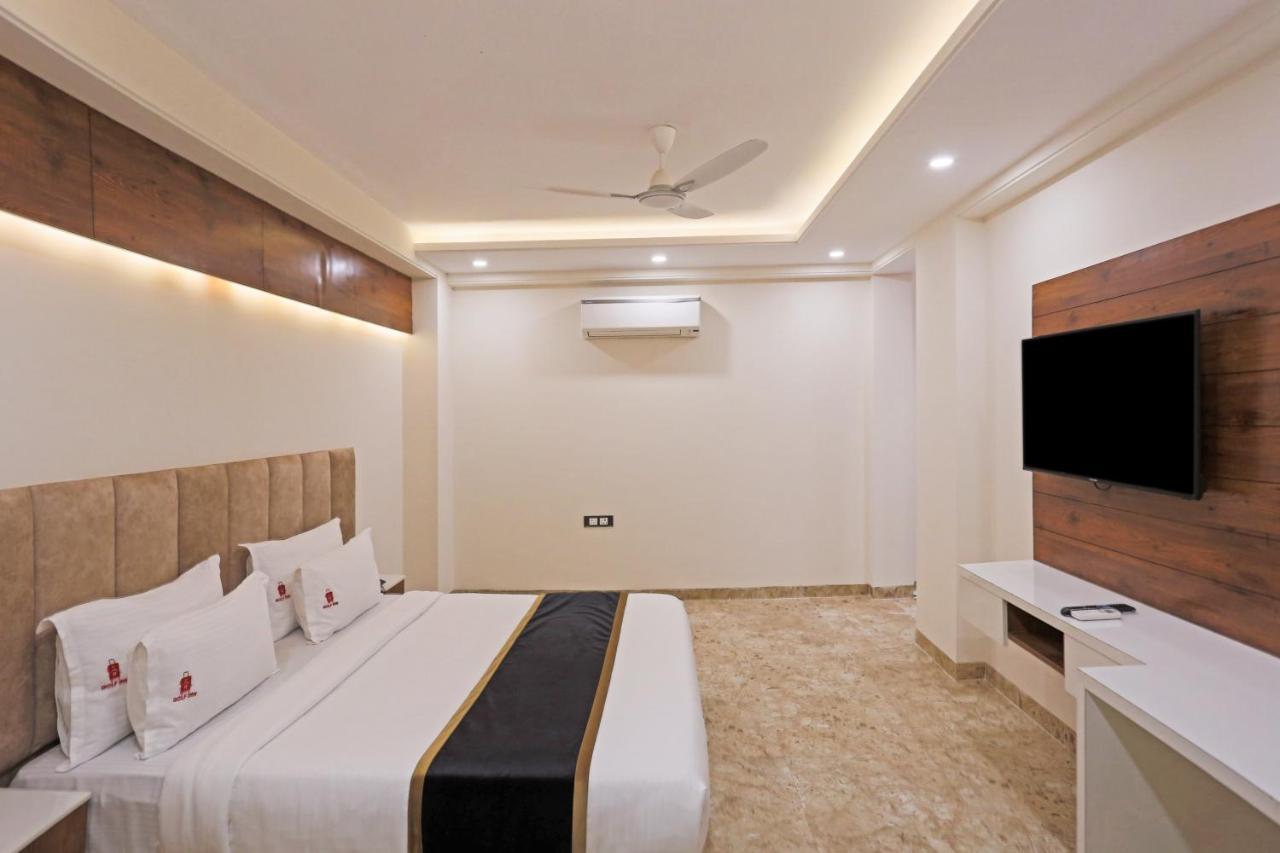 Hotel Deluxe Stay Inn - Near Delhi Airport Ню Делхи Екстериор снимка