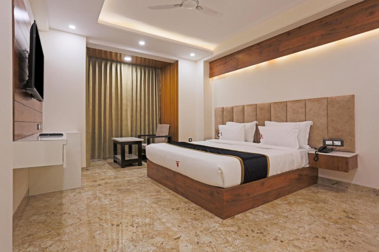 Hotel Deluxe Stay Inn - Near Delhi Airport Ню Делхи Екстериор снимка