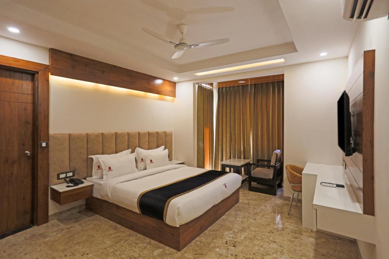Hotel Deluxe Stay Inn - Near Delhi Airport Ню Делхи Екстериор снимка