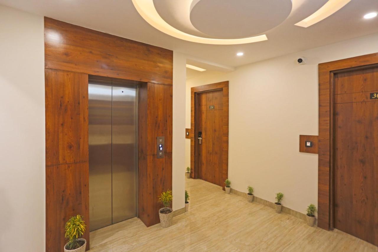 Hotel Deluxe Stay Inn - Near Delhi Airport Ню Делхи Екстериор снимка