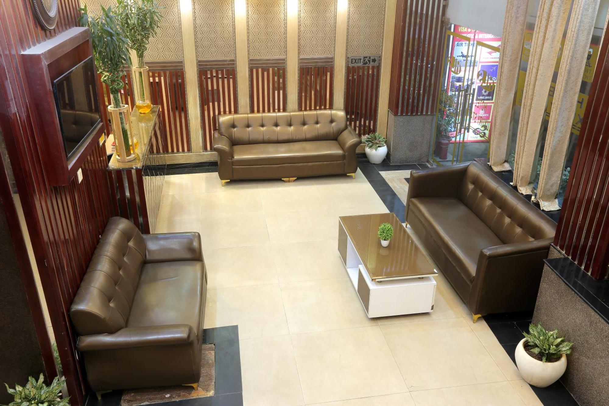 Hotel Deluxe Stay Inn - Near Delhi Airport Ню Делхи Екстериор снимка