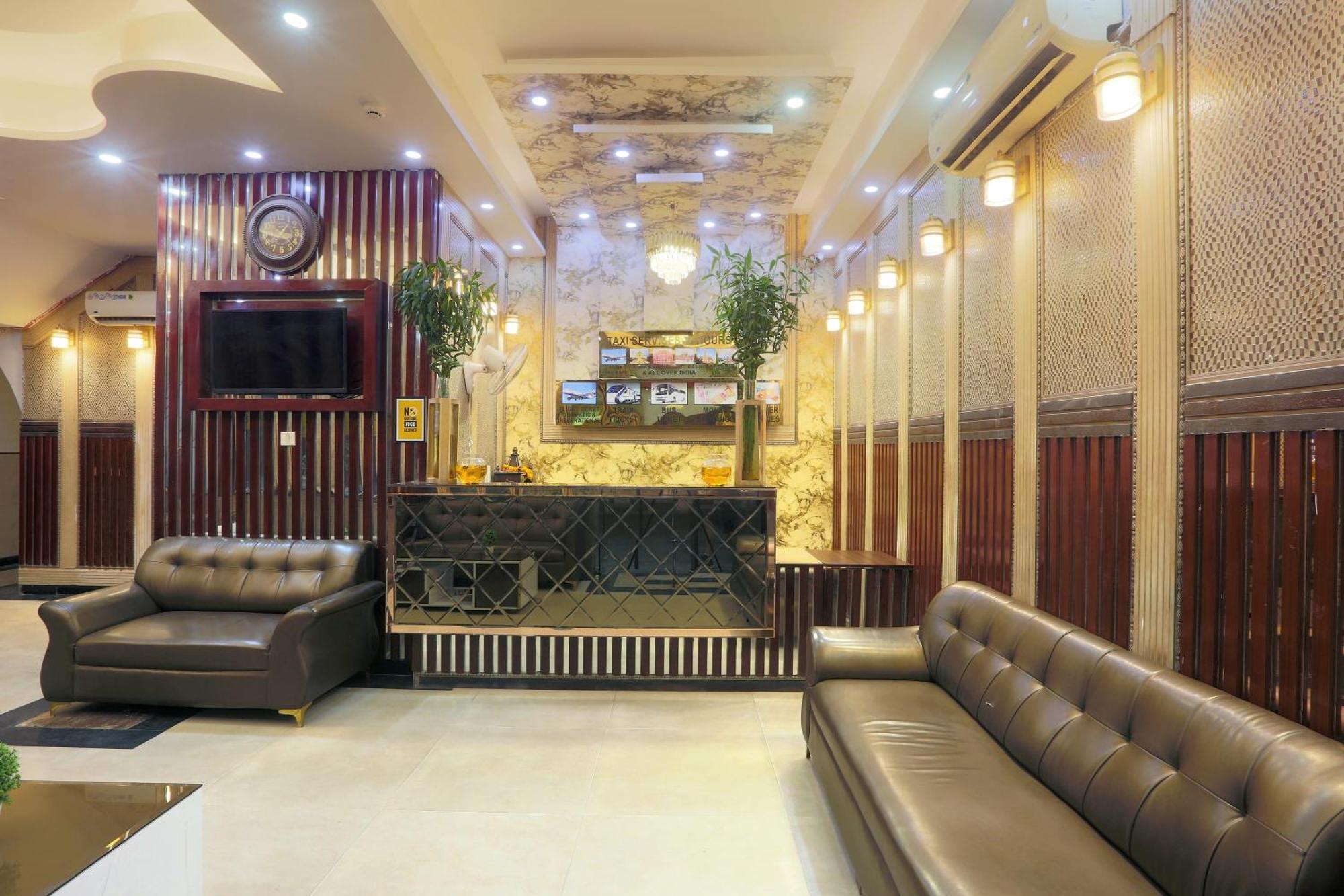 Hotel Deluxe Stay Inn - Near Delhi Airport Ню Делхи Екстериор снимка