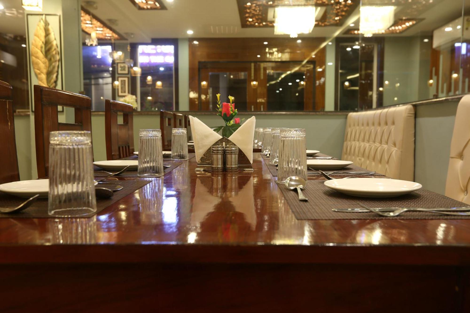 Hotel Deluxe Stay Inn - Near Delhi Airport Ню Делхи Екстериор снимка