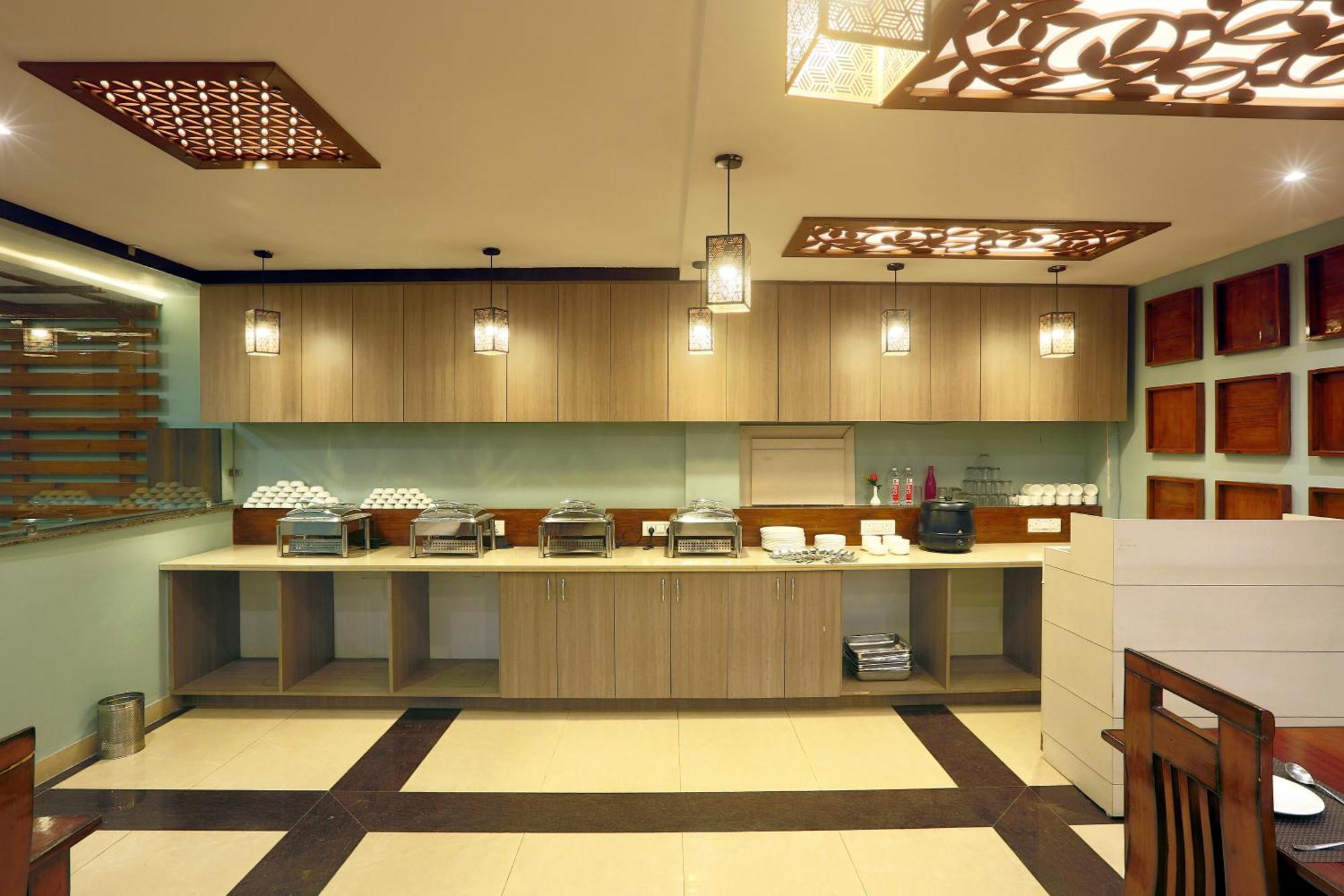 Hotel Deluxe Stay Inn - Near Delhi Airport Ню Делхи Екстериор снимка